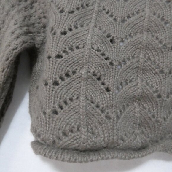 MASSIMO | small | Chic Crochet Cropped Cardigan - Picture 14 of 16